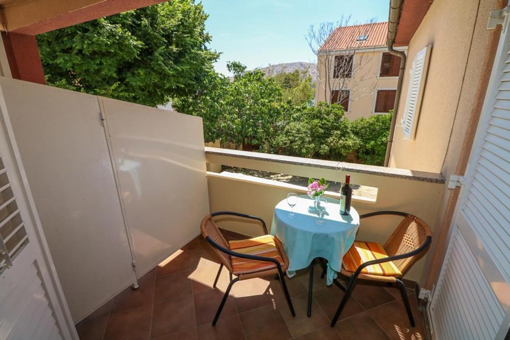 Double Rooms Tomica 2 With Balcony Baska  Ngoại thất bức ảnh