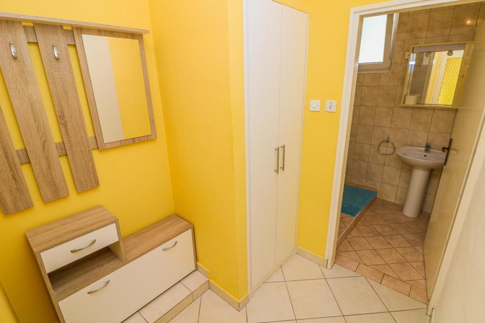 Double Rooms Tomica 2 With Balcony Baska  Ngoại thất bức ảnh