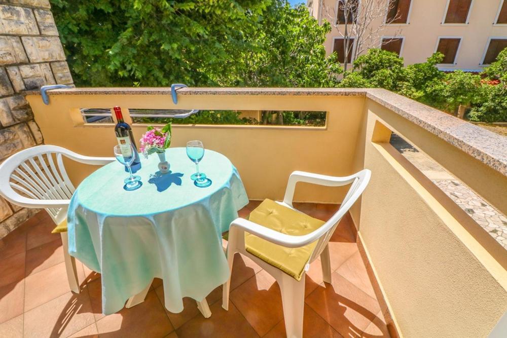 Double Rooms Tomica 2 With Balcony Baska  Ngoại thất bức ảnh